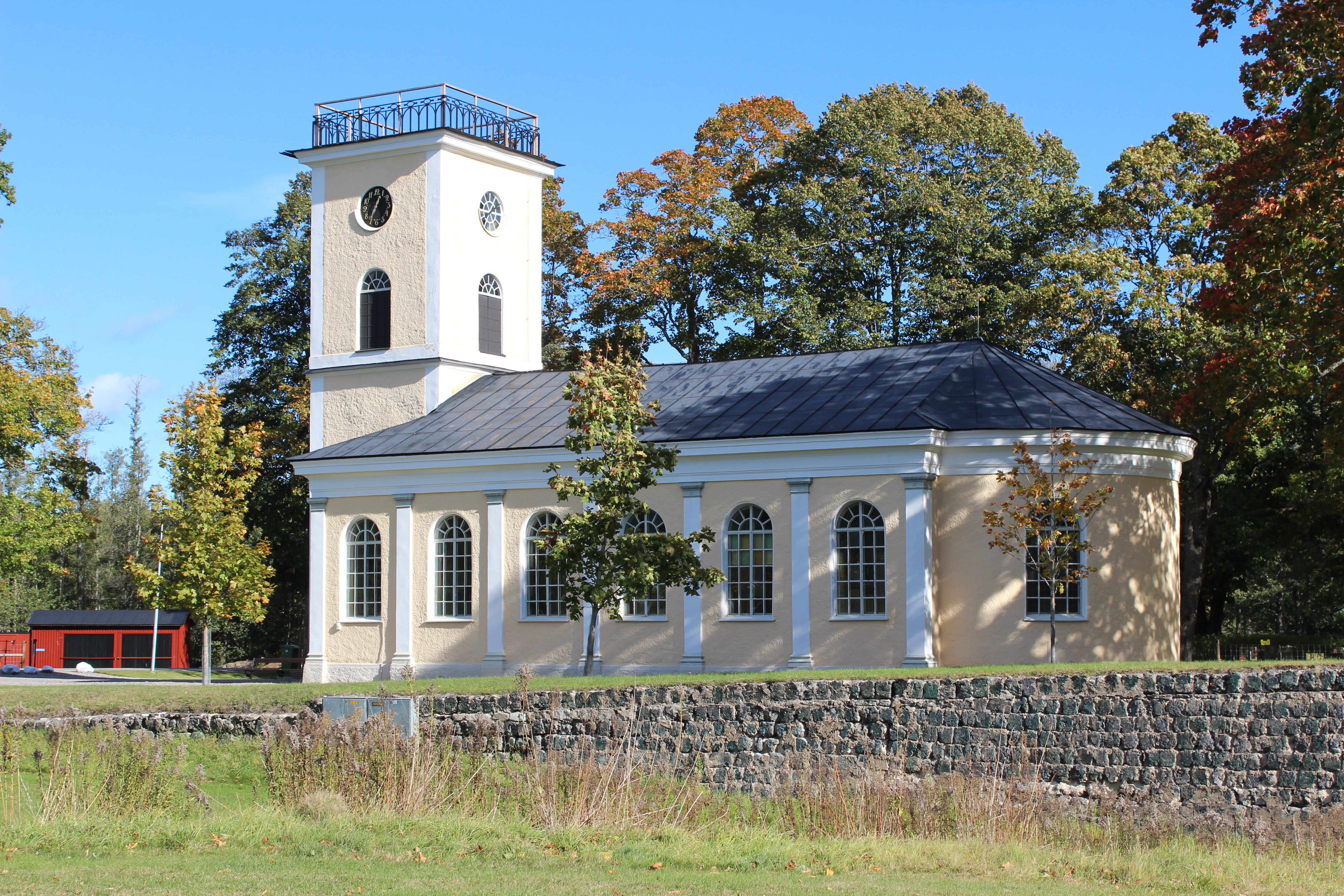 Brevens Bruks kyrka